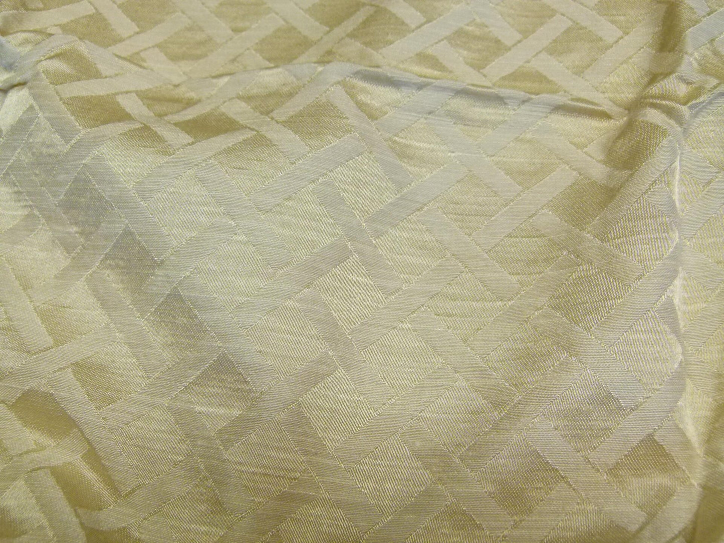 19 EV29 Scalamandre Lelievre Paris Damas Villion Creme White Cream Geometric 3 Pieces