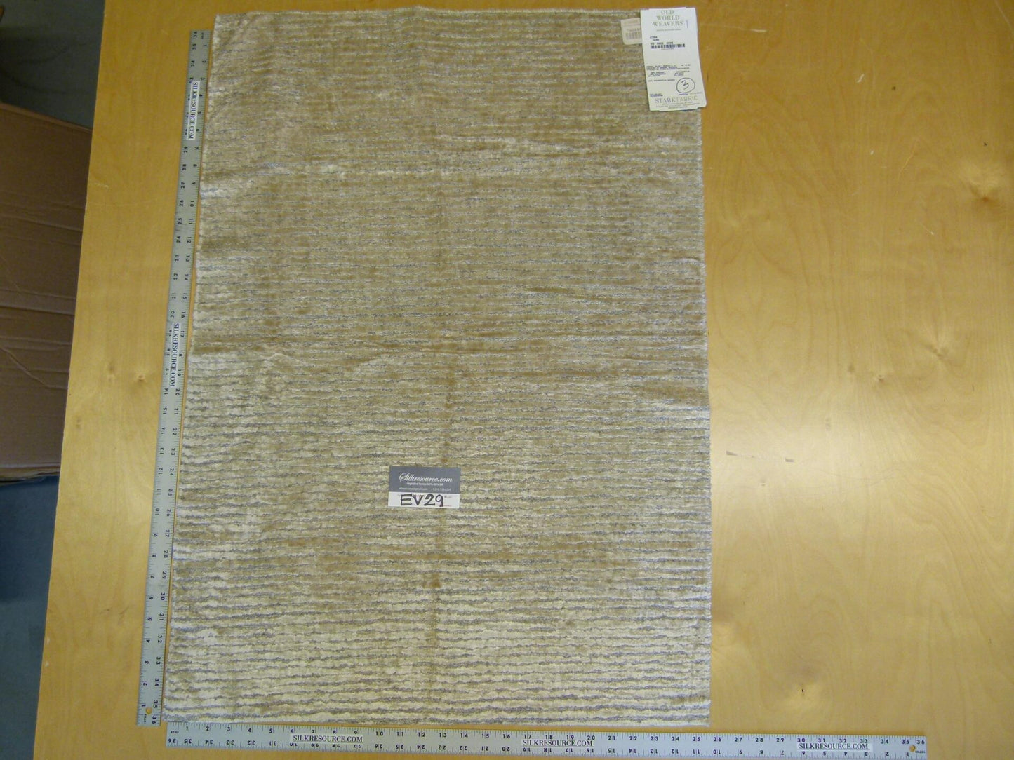 21 EV29 Scalamandre Old World Weavers Atira Sand Gray Cut Velvet Stripe 4 Pieces