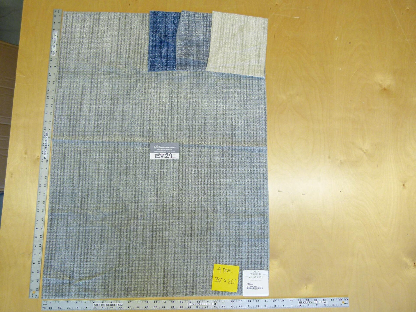 21 EV29 Scalamandre Old World Weavers Atira Sand Gray Cut Velvet Stripe 4 Pieces