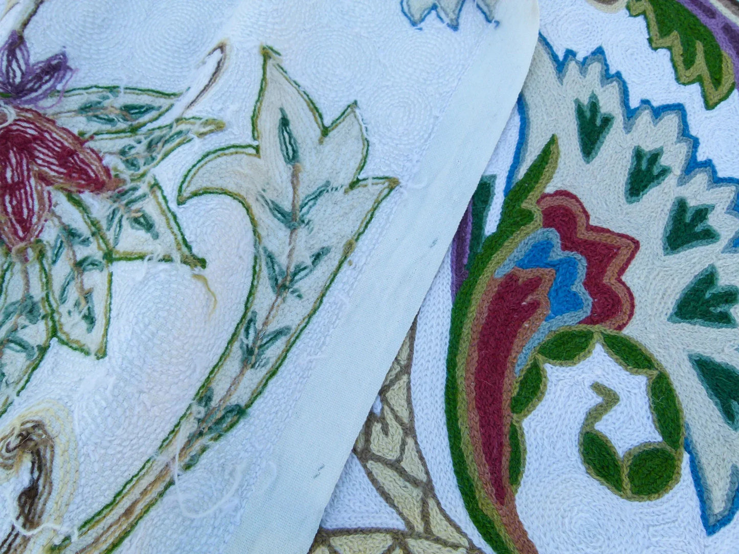 Scalamandre Length 2.5Y Mitra Teal/Plum/Brick on White Crewel Wool on Cotton Embroidery MSRP USD 500+/y