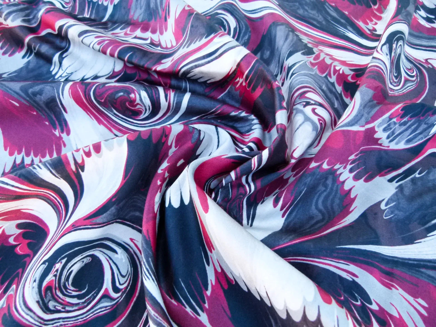 Scalamandre Length Jean Paul Gaultier 1.2Y Vogue Laque Print Pink Abstract  MSRP USD 400+/y