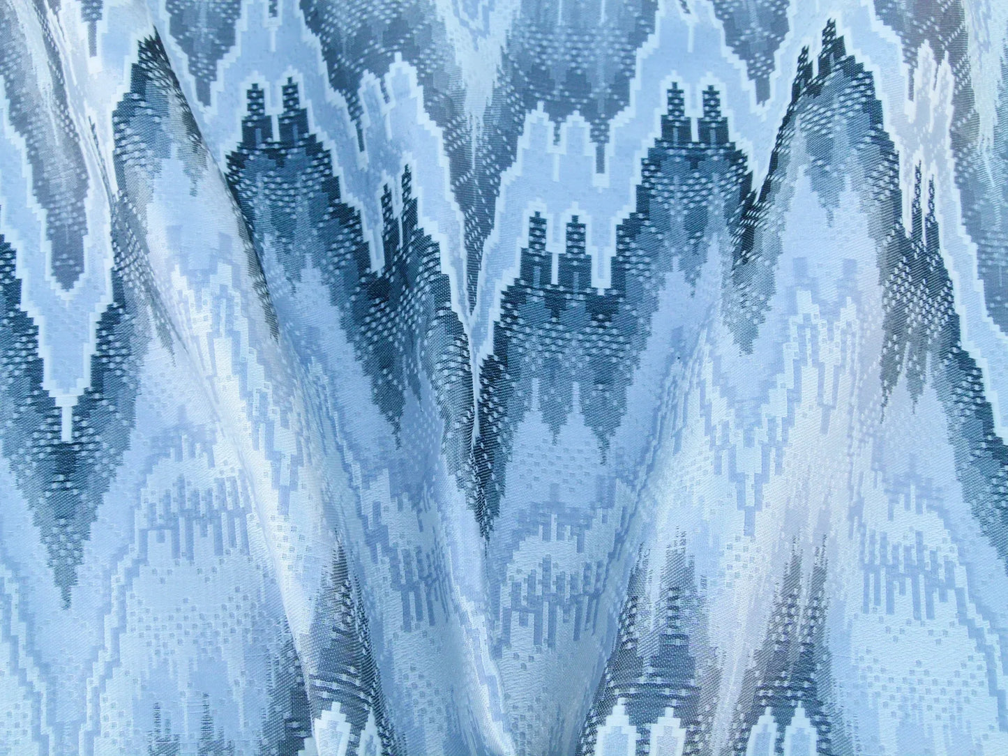Scalamandre Length 1.2y Bargello Graphite Jacquard Gray White Chevron MSRP USD 282/yard