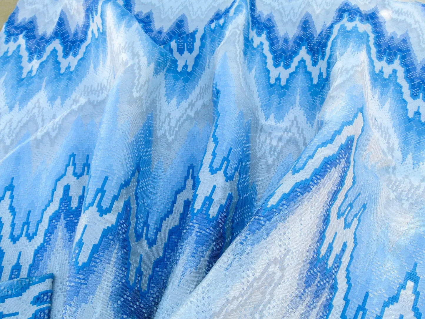 Scalamandre Length 1.2y Bargello Cerulean Jacquard Blue White Chevron MSRP USD 282/yard
