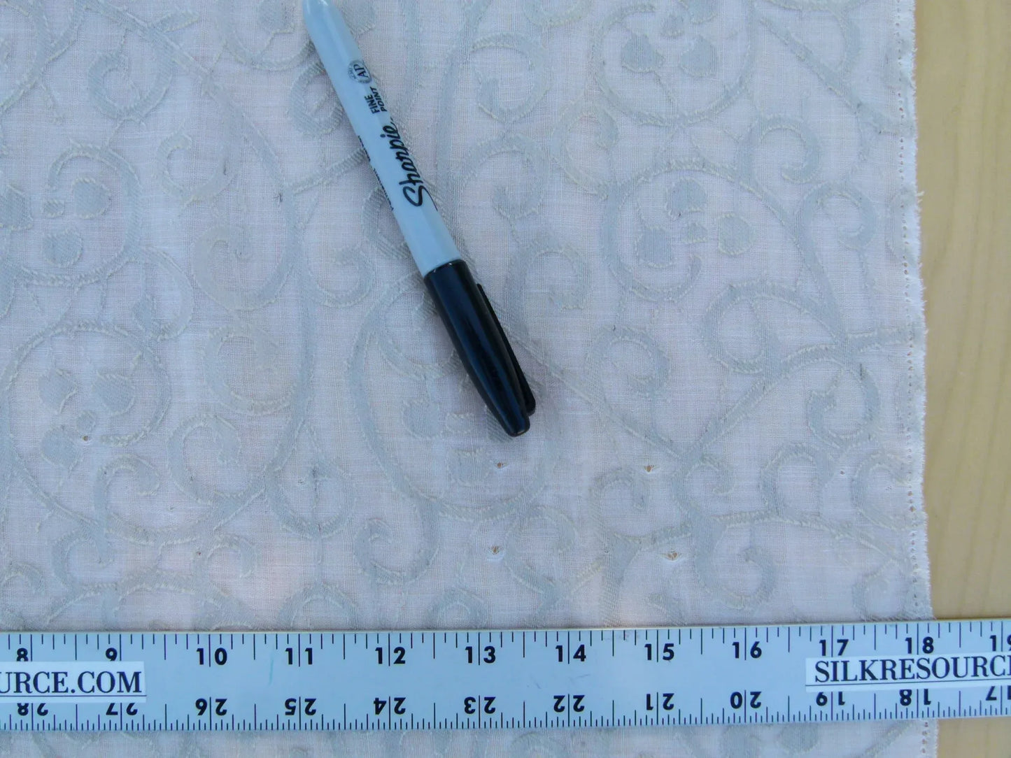 Scalamandre Length 2.5y Galleria Colonna Devore Sand Sheer White MSRP USD 270+/yard