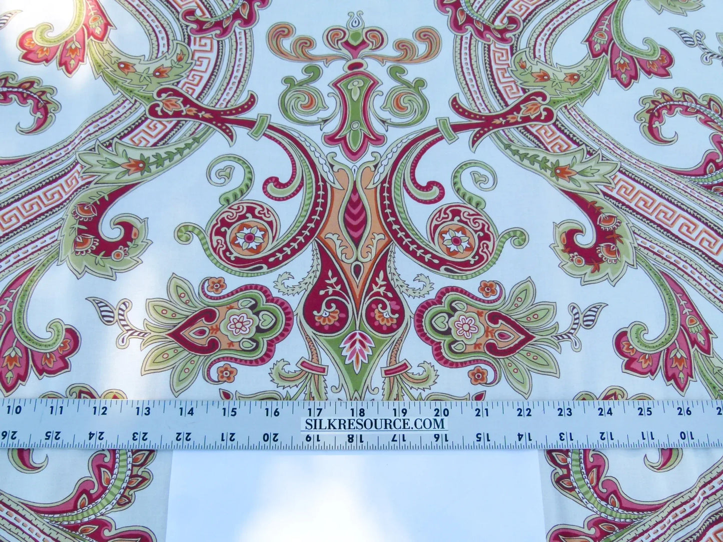 Scalamandre Length 1.2y Hudson Multi White Paisley Printed Cotton Sateen Belle Jardin Collection Fr France MSRP USD 216/y