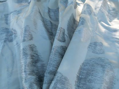 Scalamandre Length 2.4y Isabella Moon Glow White Gray Foliage Silk Contemporary MSRP USD 428/y