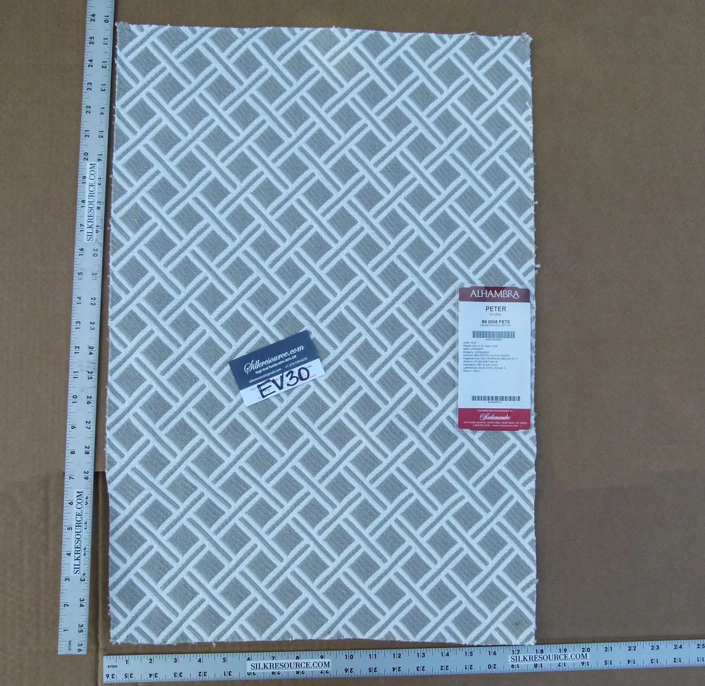 2 EV30 26"x17" Scalamandre Alhambra Peter Storm Jacquard Gray White Diamond MSRP USD382/y