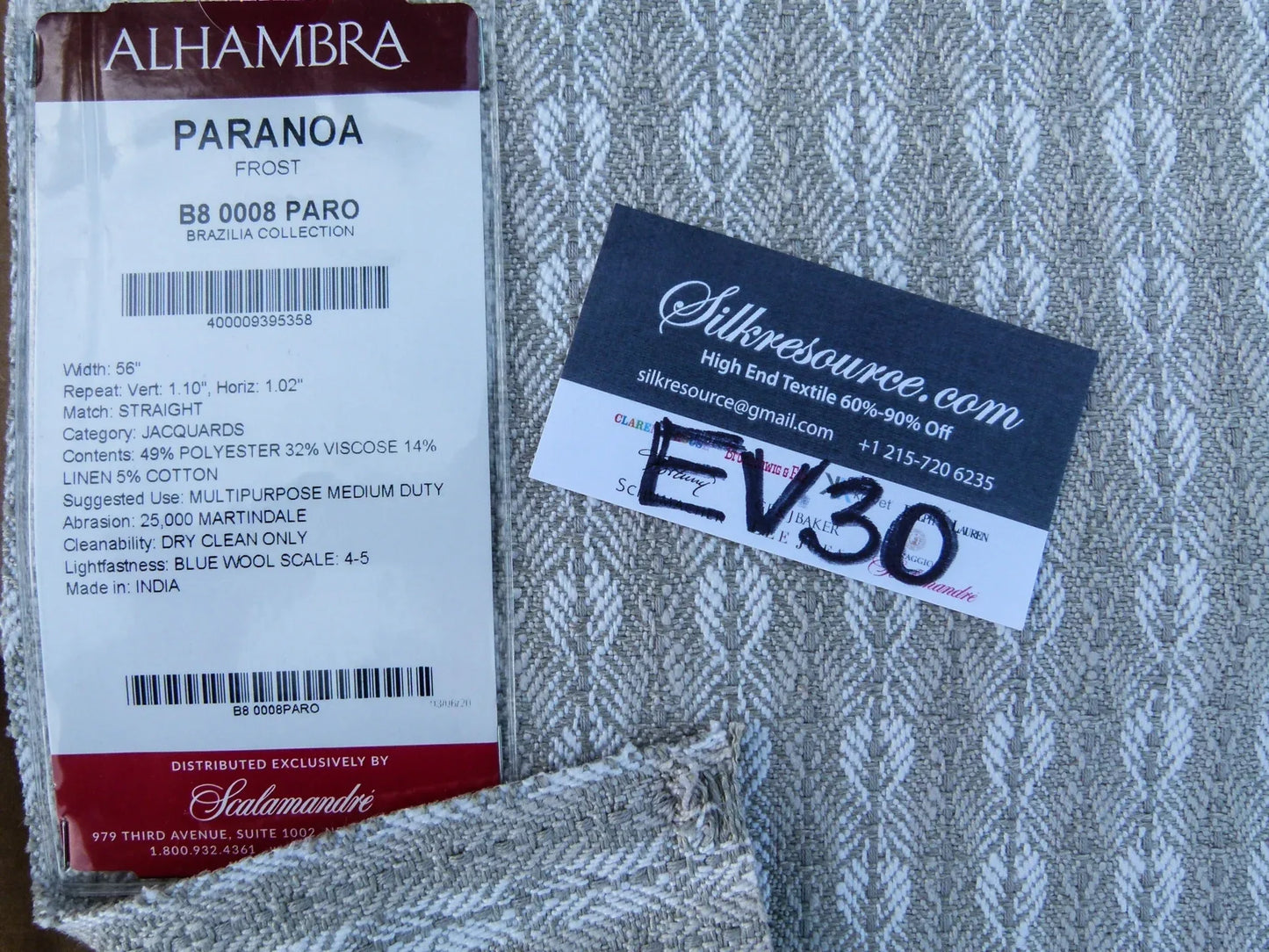 6 EV30 Scalamandre Alhambra Paranoa Leaf Frost White  Jacquard 27x27 inches  MSRP USD300+/y