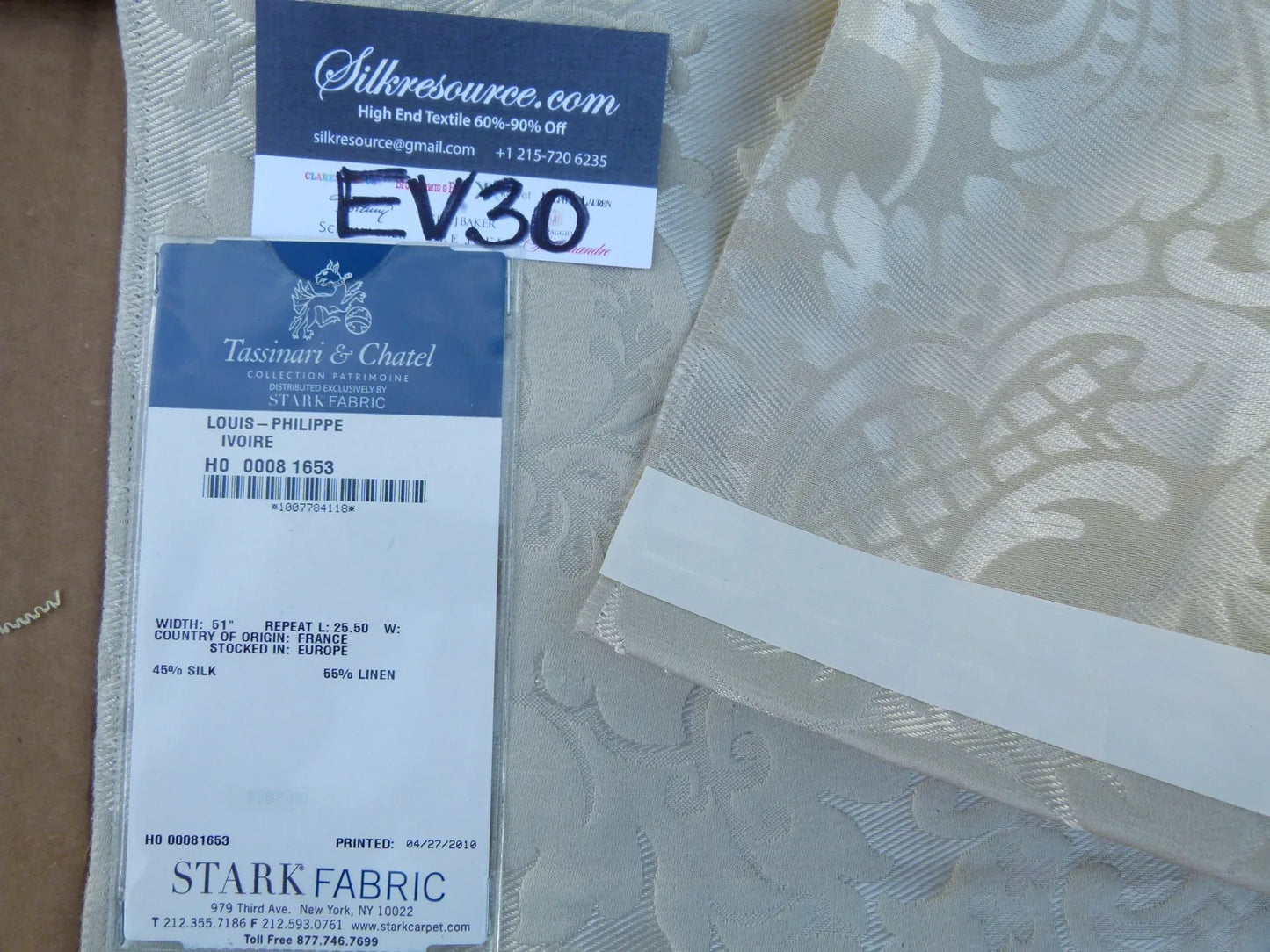 36 EV30 Scalamandre Tassinari and Chatel Louis-Philippe Ivoire White Cream Square Silk Linen 25x25 inches MSRP USD1700+/y