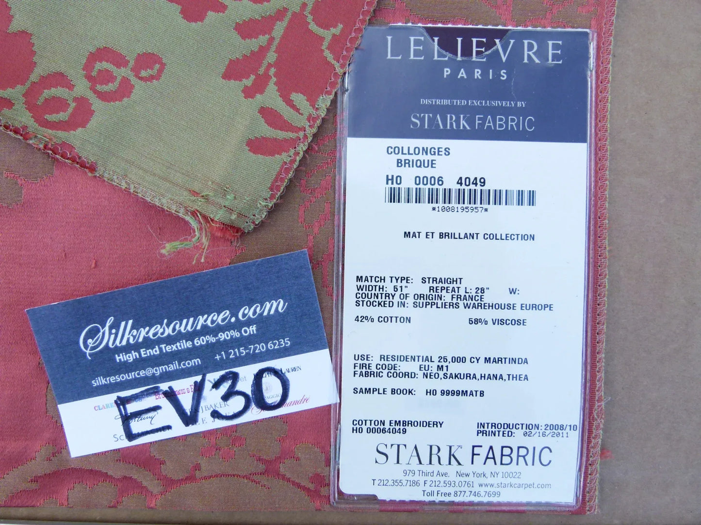 37 EV30 Scalamandre Lelievre Collonges Brique Red Gray Cotton Woven Damask Square 23x25 inches