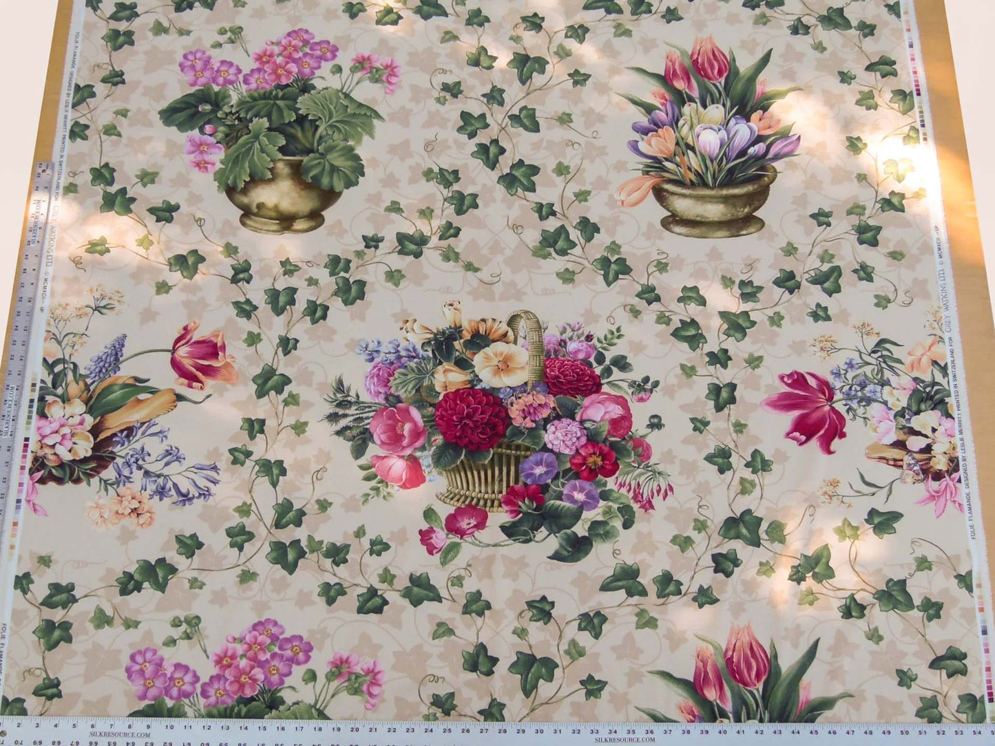 Scalamandre Folie Flamande Rose on Beige Botanic Illustration Rose Dalia Tulip Ivy Crocus Morning Glory 33-screen!  MSRP USD236/y