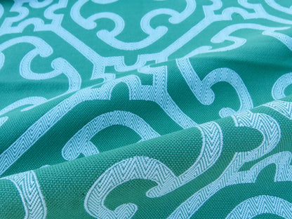 5 EV32 Square 26 x 27 inches Scalamandre Ailin Lattice Weave Jacquard Green White Geometric MSRP USD190+/y