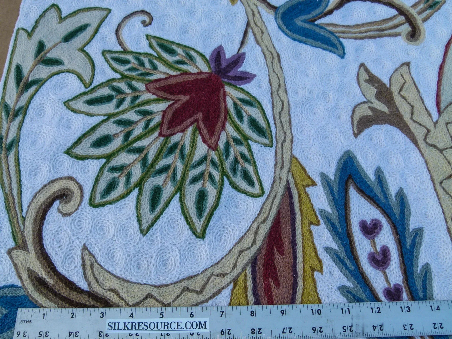 18 EV32 Square Scalamandre Old World Weavers Mitra Teal/Plum/Brick on White Crewel MSRP USD 500+/y