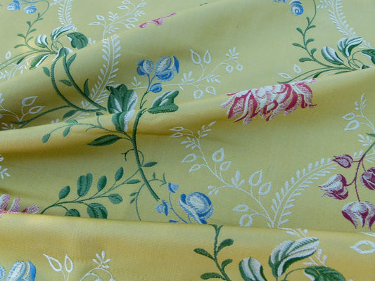 23 EV32 Square 25 x 25 inches Scalamandre Tassinari &amp; Chatel Diane Jonquille Silk Yellow Floral MSRP USD 1000/yard