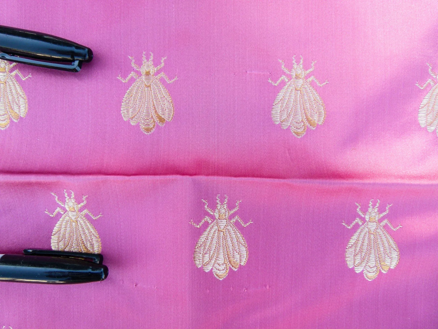 30 EV32 Square 25 x 25 inches Scalamandre Tassinari &amp; Chatel Les Abeilles Rouge