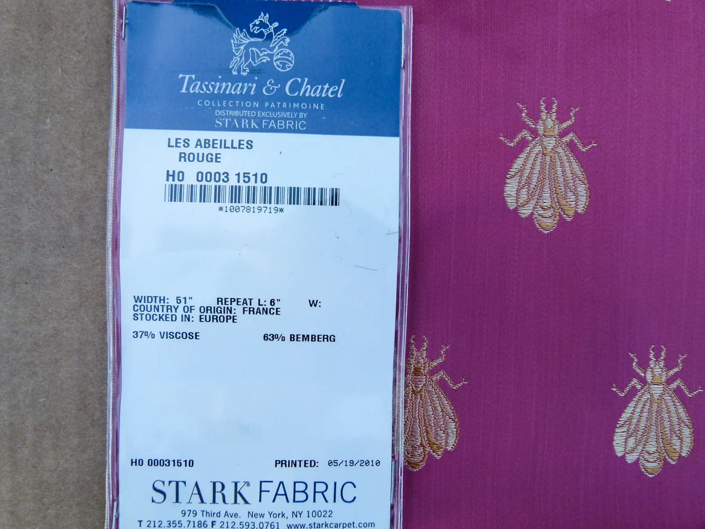 30 EV32 Square 25 x 25 inches Scalamandre Tassinari &amp; Chatel Les Abeilles Rouge