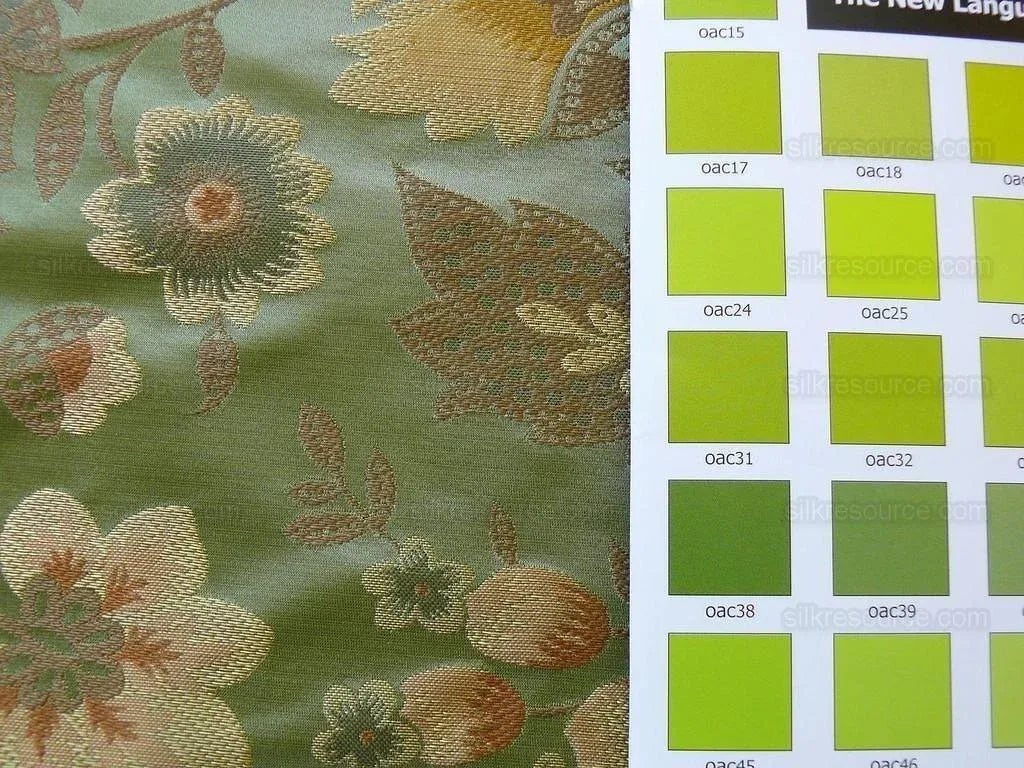 By yard 100% Silk Lampas Spring Garland "garland" Green