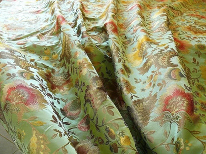By yard 100% Silk Lampas Spring Garland "garland" Green
