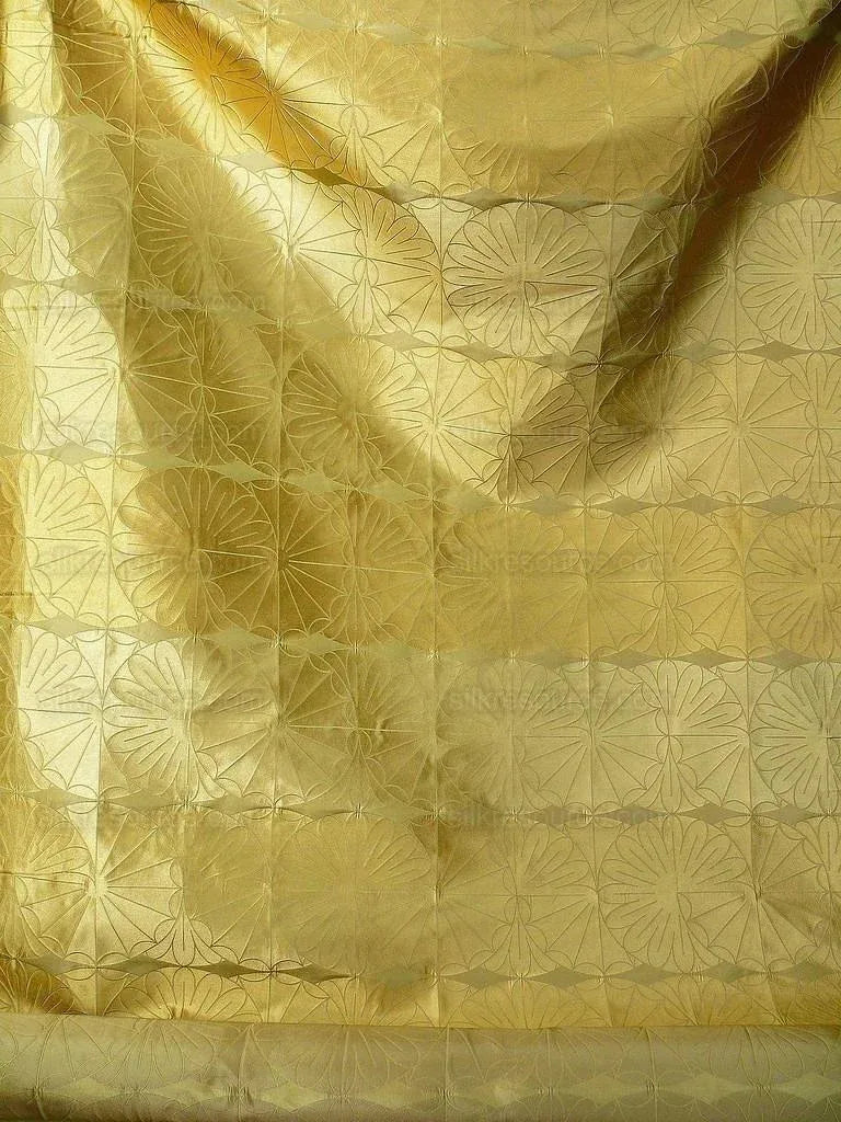 100% Silk Damask Modern Geometric Daisy Round "blond" Gold