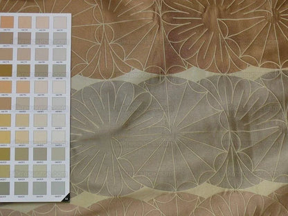 100% Silk Damask Modern Geometric Daisy Round "lariat" Brown