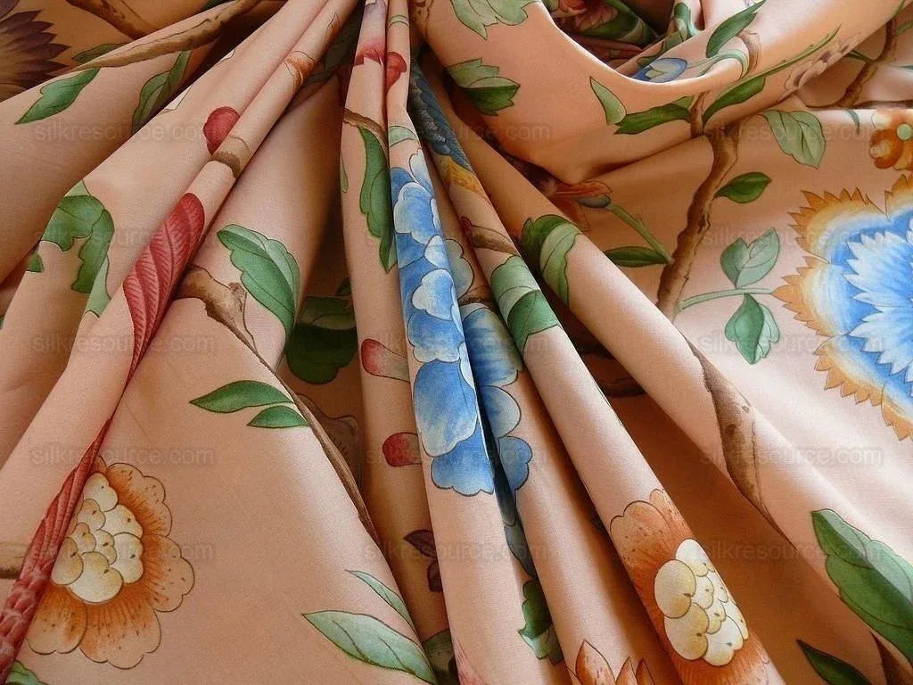 Clarence House Les Oiseaux Enchantes Bird Ratti Silk Italian Peach Pink MSRP USD 642/Y