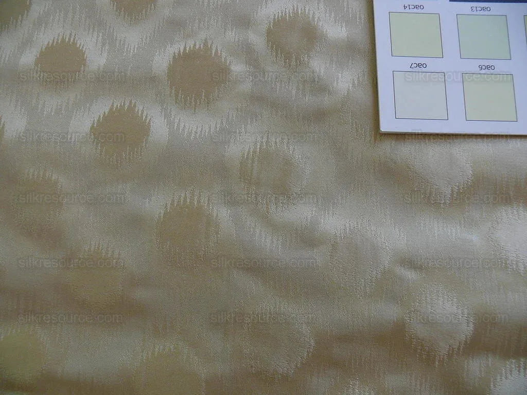 100% Silk Jacquard Peacock Feather  Circle"flax" Ecru White