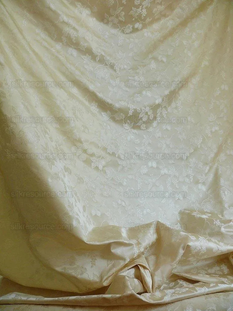 100%silk Damask Summer Berry "almond" Ecru