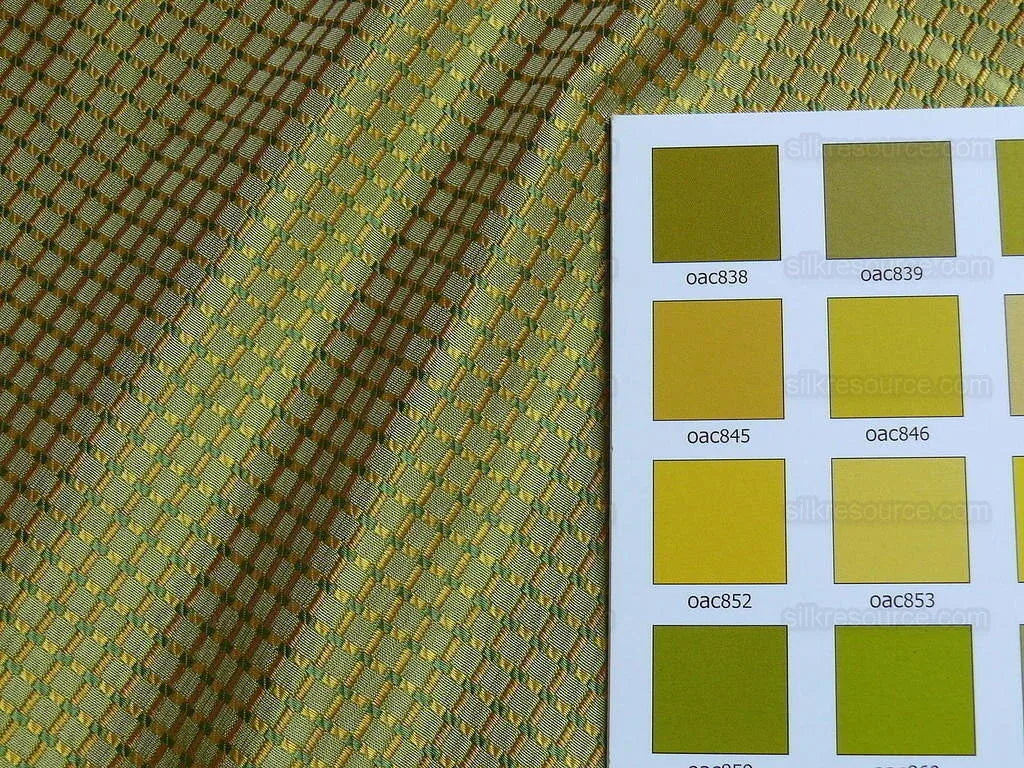by yard 100% Silk Jacquard Dashed Square Texture "peridot" Green Plaid