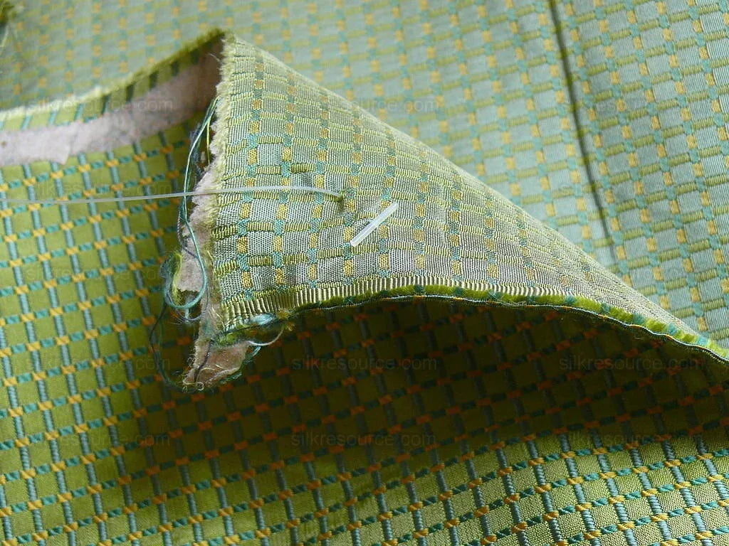 100% Silk Jacquard Dashed Square Texture "emerald" Green Plaid