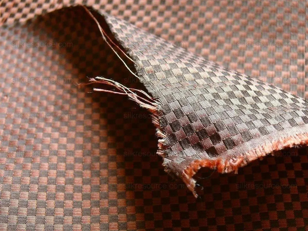 High End 100% Silk Mini Check  "zinnia" Red Brown Heavy! MSRP USD275/Y