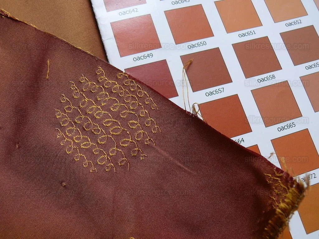 Bty 100% Silk Damask Loop Doodle "amber" Orange Red Gold MSRP USD 200+/Y