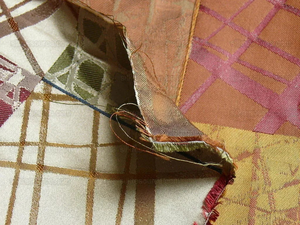 100% Silk Jacquard Mirror Square "jewel" Gold Red Green MSRP USD 230/y