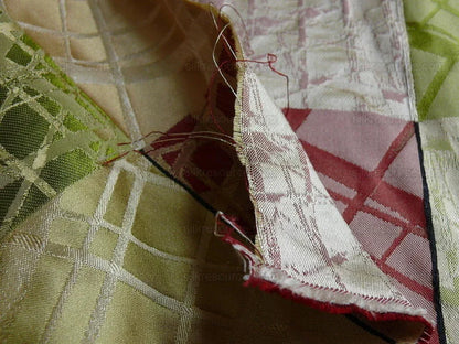 100% Silk Jacquard Mirror Square "fiesta" Gold Green Red MSRP USD 230/y