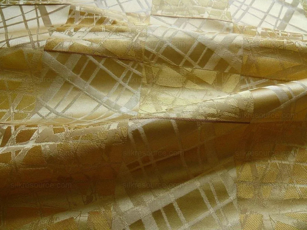 100% Silk Jacquard Mirror Square "creme" Gold Cream MSRP USD 230/y