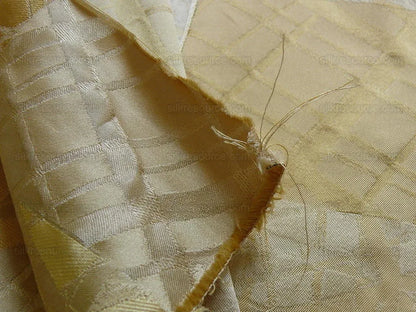 100% Silk Jacquard Mirror Square "creme" Gold Cream MSRP USD 230/y