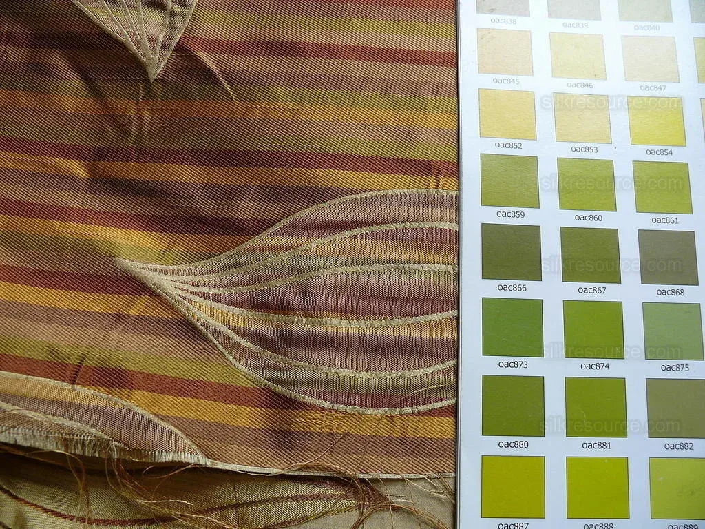 Beacon Hill 100% Silk Lampas Modern Vine "bronze" Brown MSRP USD200+/y