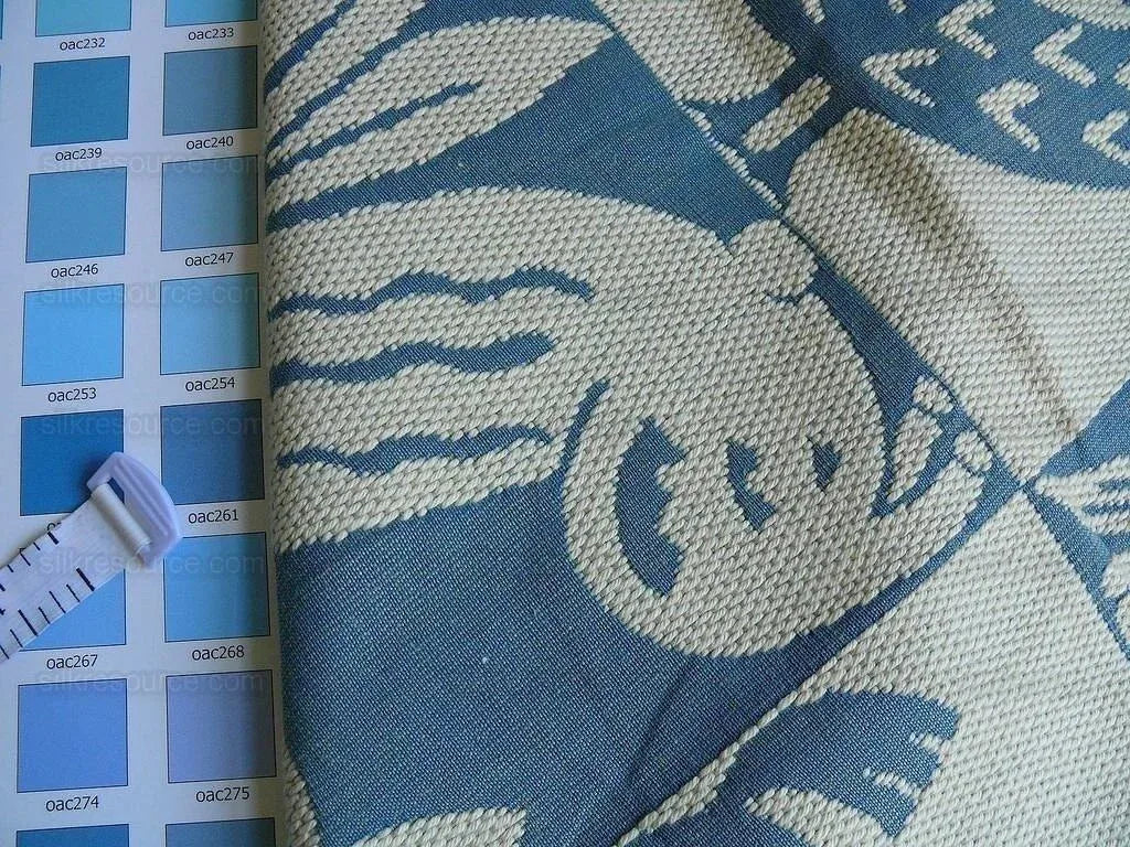 Clarence House "galeazzo" African Animal Epingle Blue