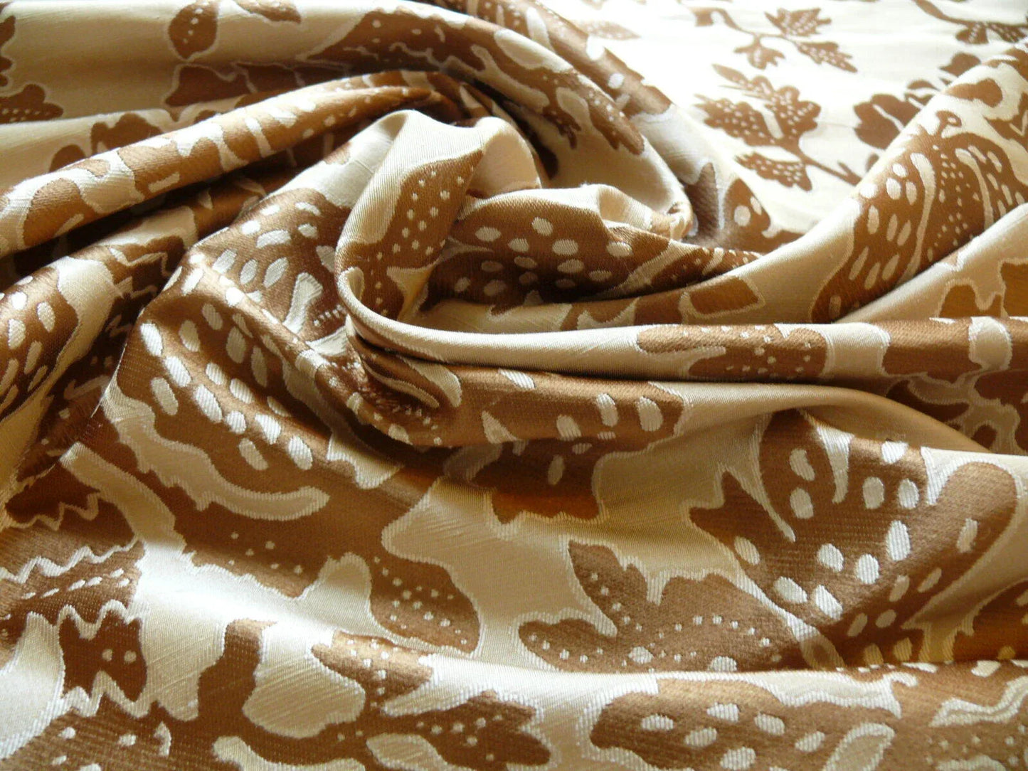 bty 100% Silk Lampas Papercut Tree Of Life Pom "Nugget" Light Gold