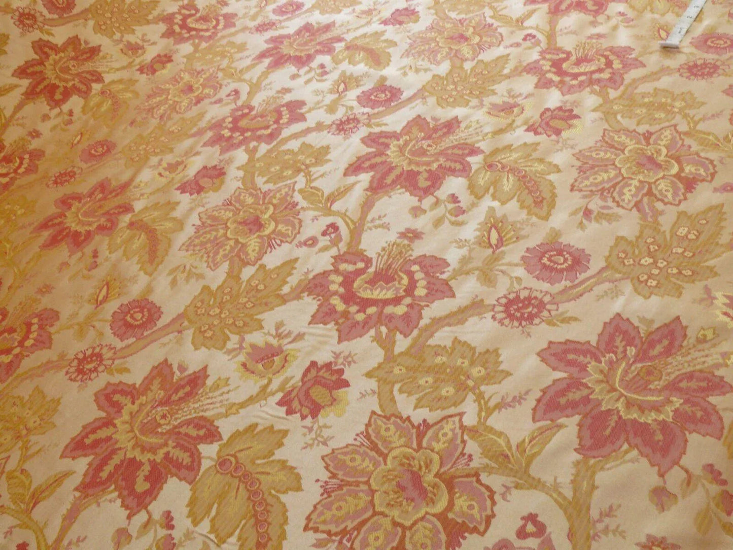 Hiend Exclusive Classic Silk Lampas Jacobean Flower Sparkling Pink+gold+cream (488a, 488b)