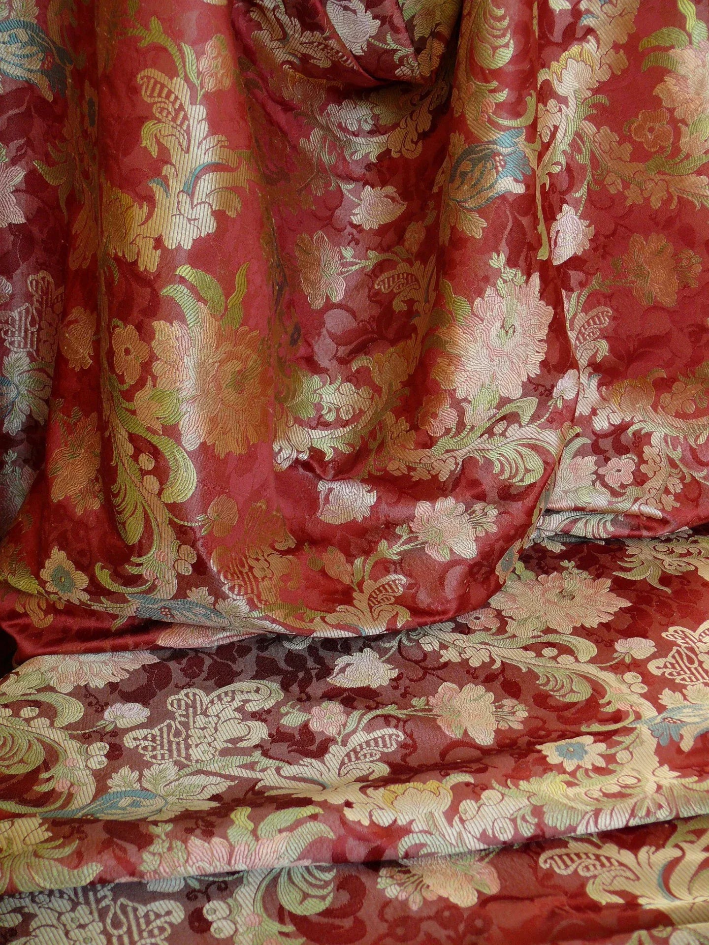 Scalamandre "louis XV" 100% Silk Lampas Multi On Deep Red Chinoserie Peony Cloud