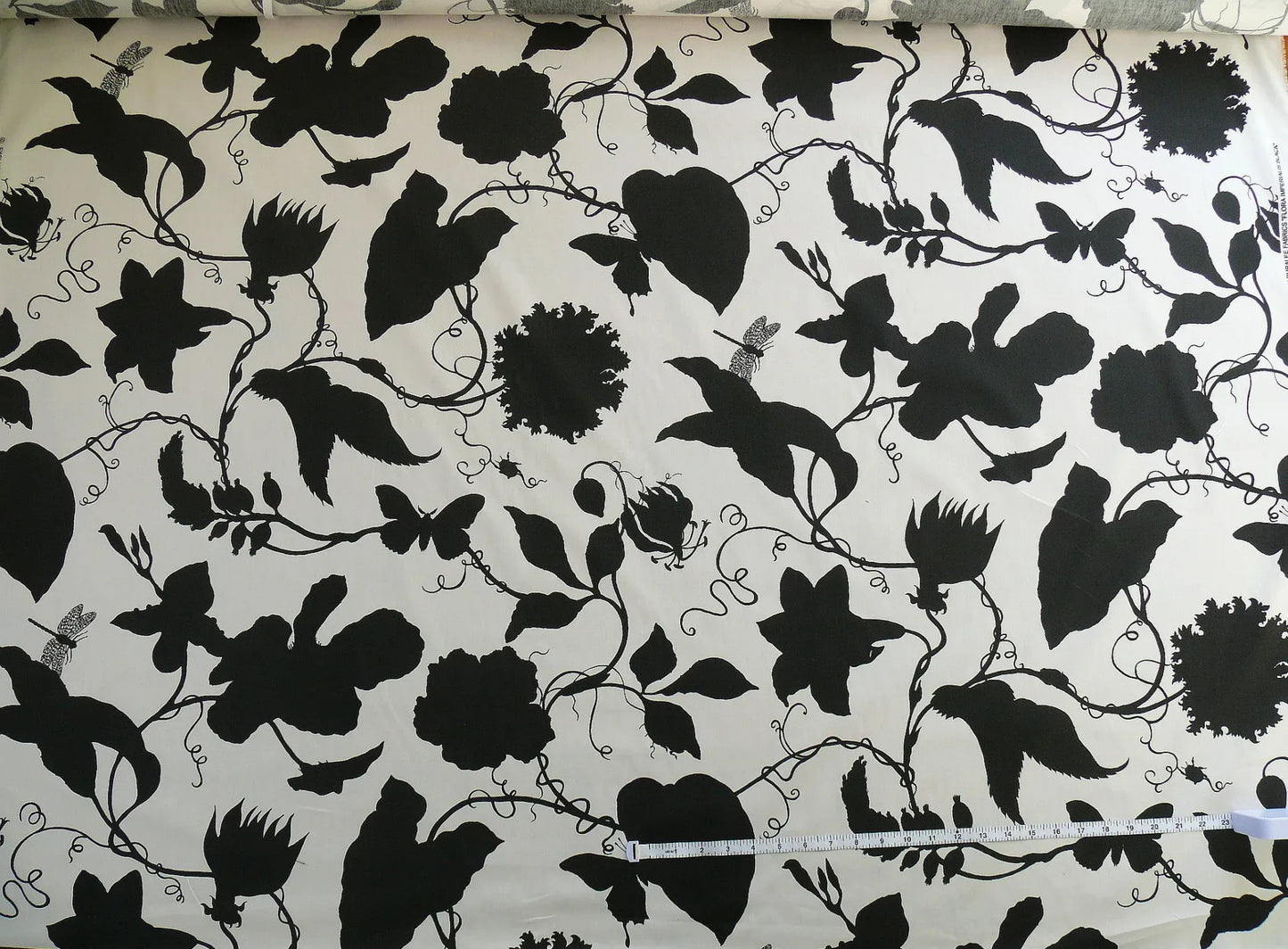 By Yd Duralee "Flora Imperialis Black" &amp; WHITE COTTON BIRD DRAGONFLY Print