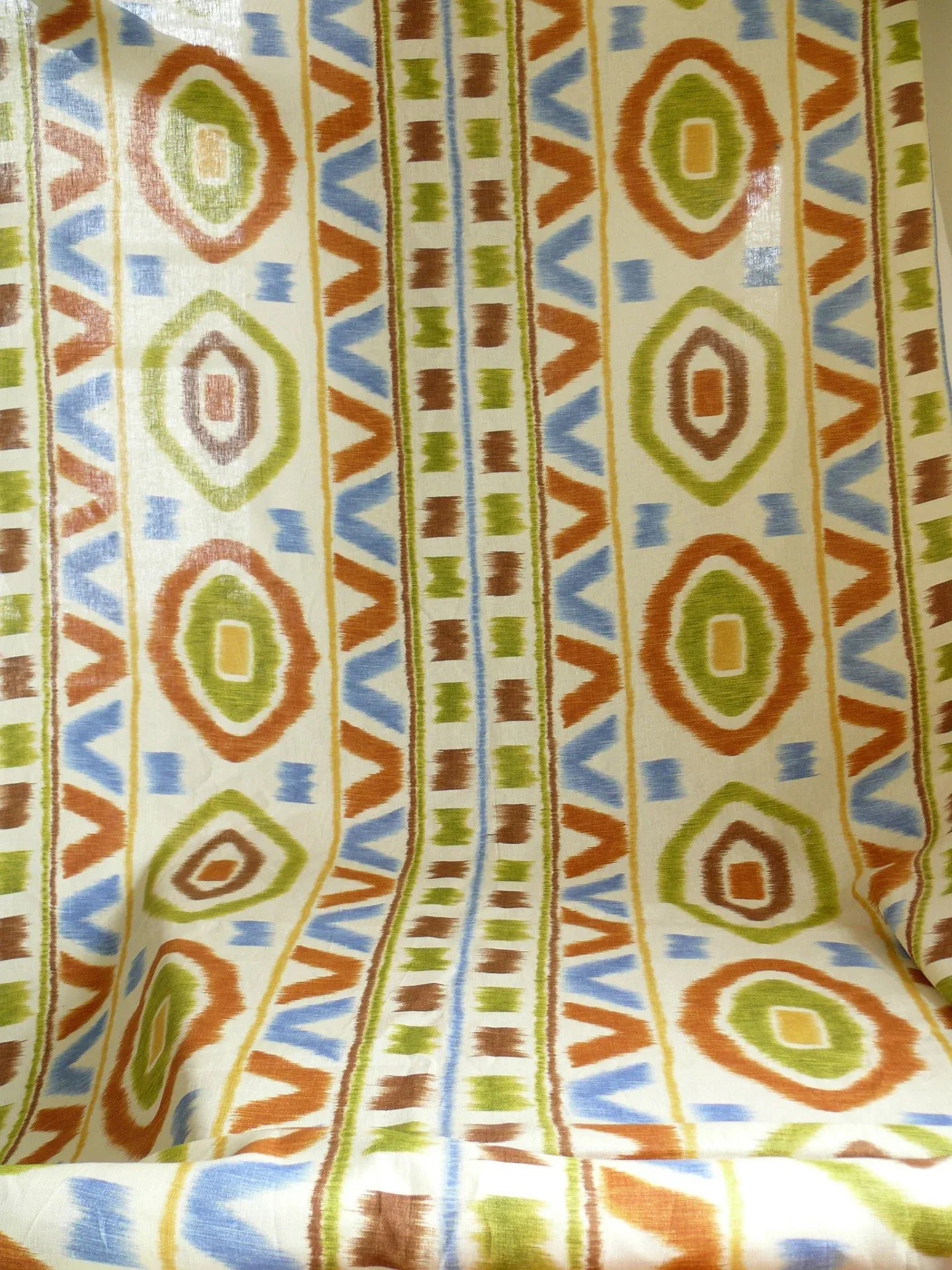 By Yd Kravet Prospect Ikat 100% Linen Suzani Print Tom Filicia Adobe Brown Green Red Blue  MSRP USD 99.80