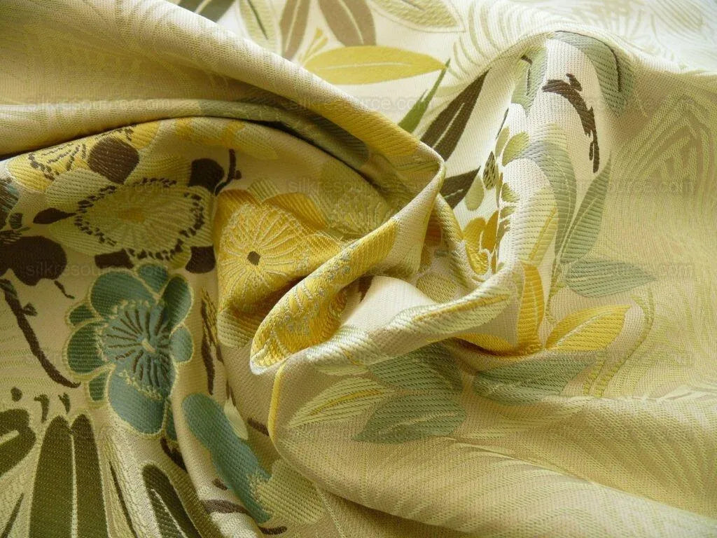 Kravet Coutour Imperial Kimono Ivory 100% Silk Lampas Porcelain Cream White Bty