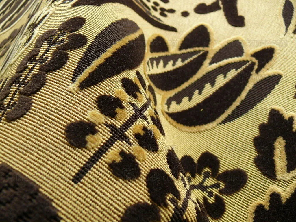 Clarence House Black Panther Cut Velvet 3.5+y