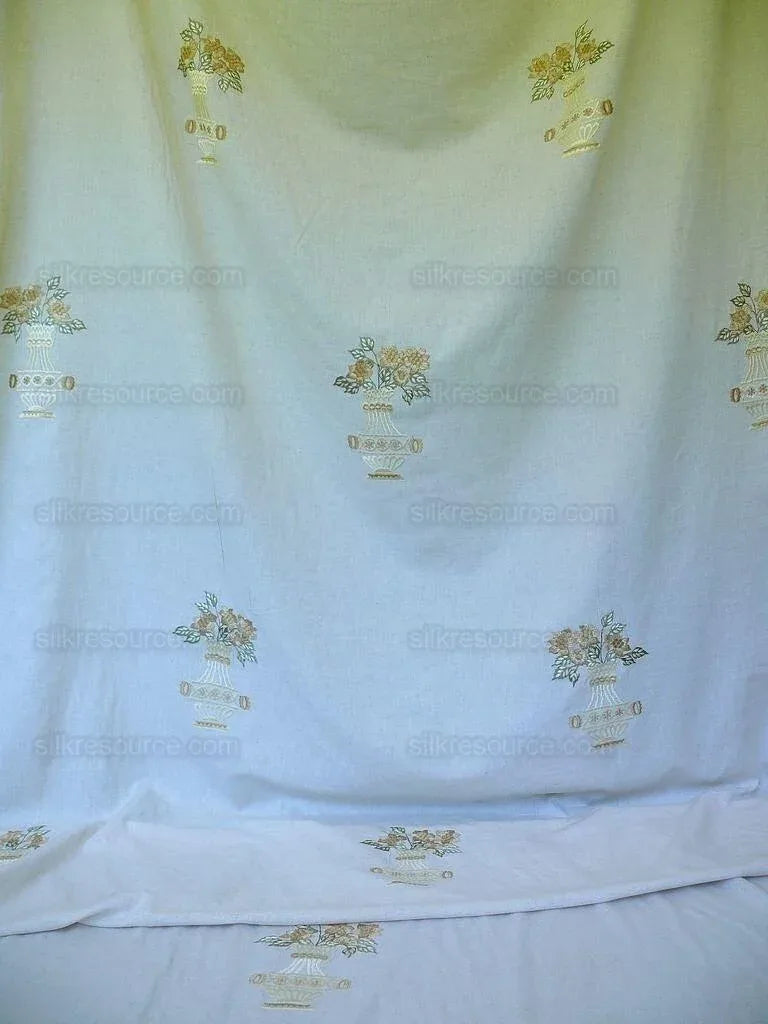 Fabricut Quilvio Embrd Linen/cotton Marigold Yellow On Nat Bty