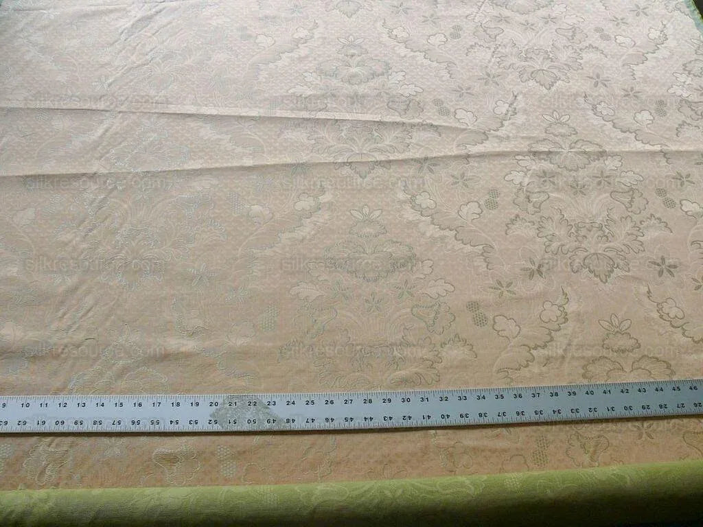 Scalamandre "villa Lante Unito" Lampas Floral Salmon 3.6y