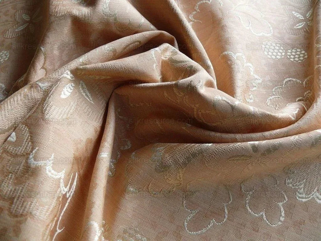 Scalamandre "villa Lante Unito" Lampas Floral Salmon 3.6y