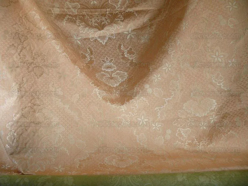 Scalamandre "villa Lante Unito" Lampas Floral Salmon 3.6y