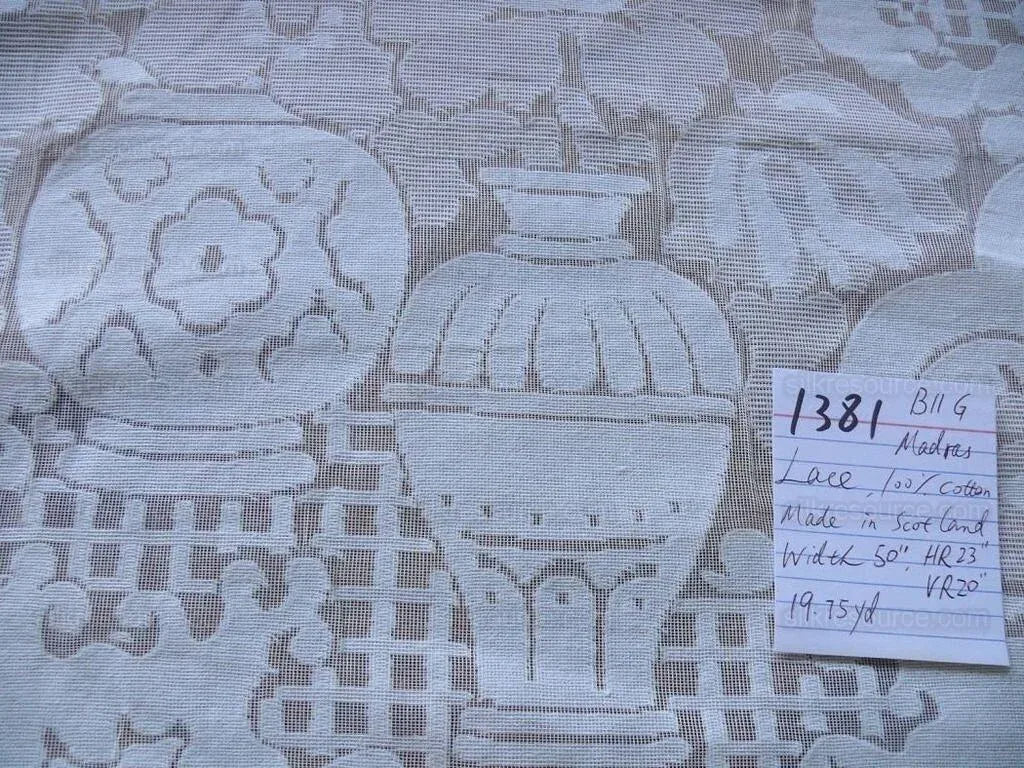 Madras Lace From Scotland Floral Vase Ivory White MSRP USD 100++/Y