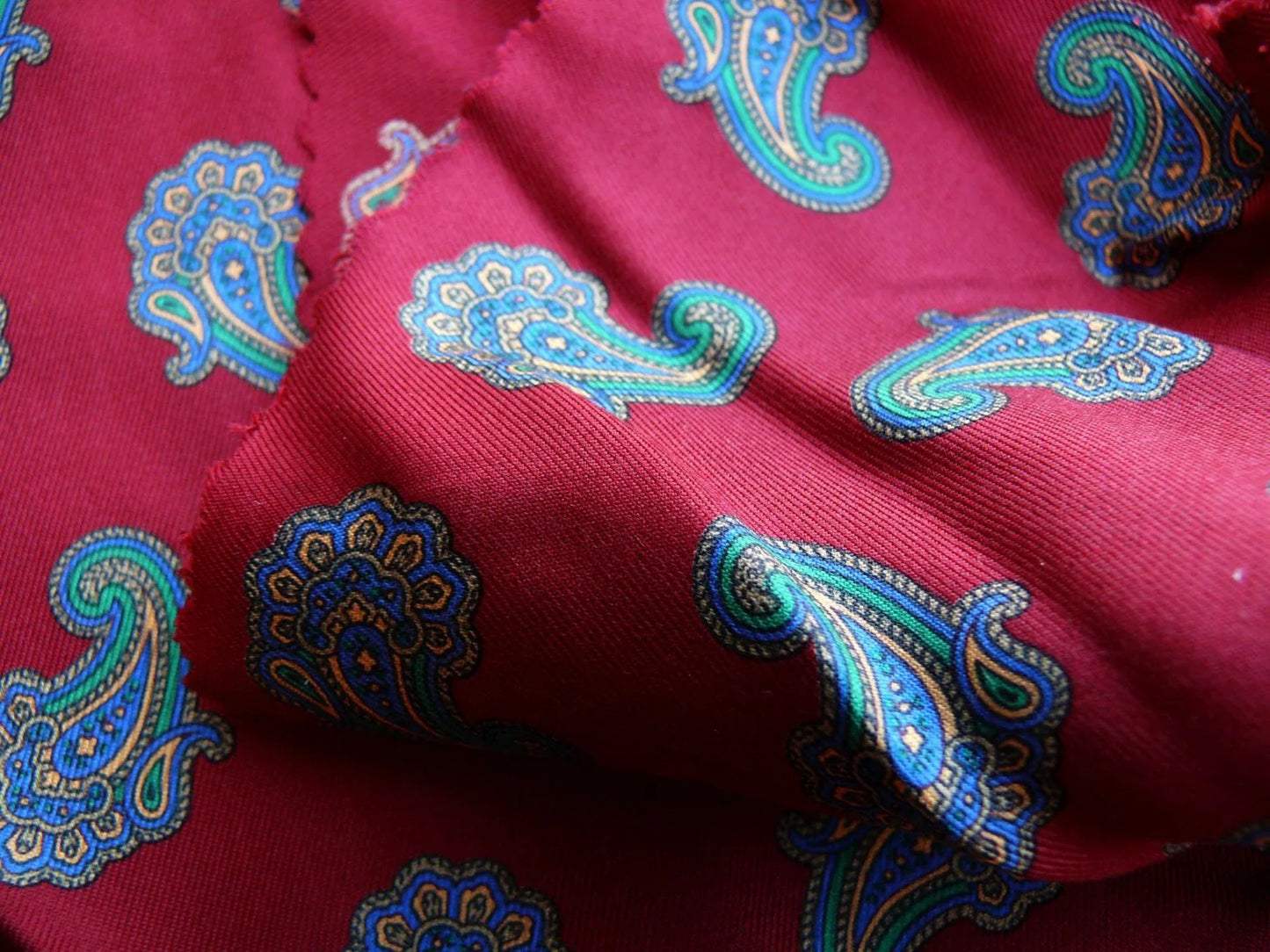 Italian Silk Twill Paisley Burgundy Red Blue Print 1yard x 42" High End Shirting (Copy)